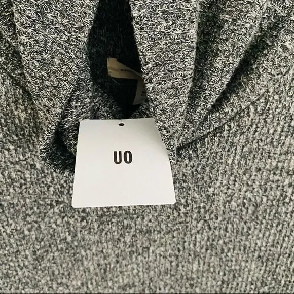 SILENCE & Noise Cold Shoulder Mock Neck Dress Med - Picture 7 of 8